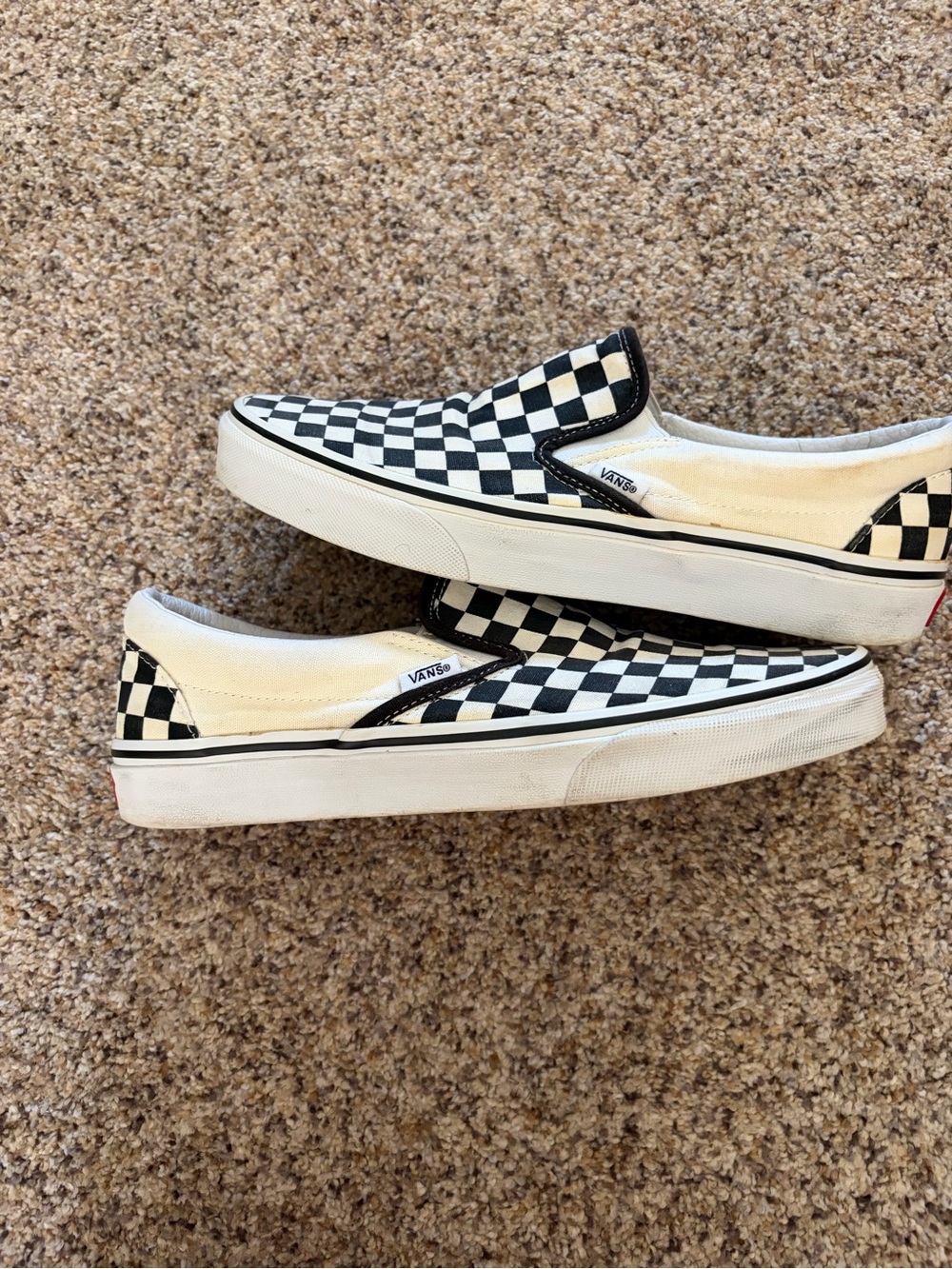 Men’s size 9 Vans Checkerboard Slip-On Sneakers - Black & White - Picture 5 of 8
